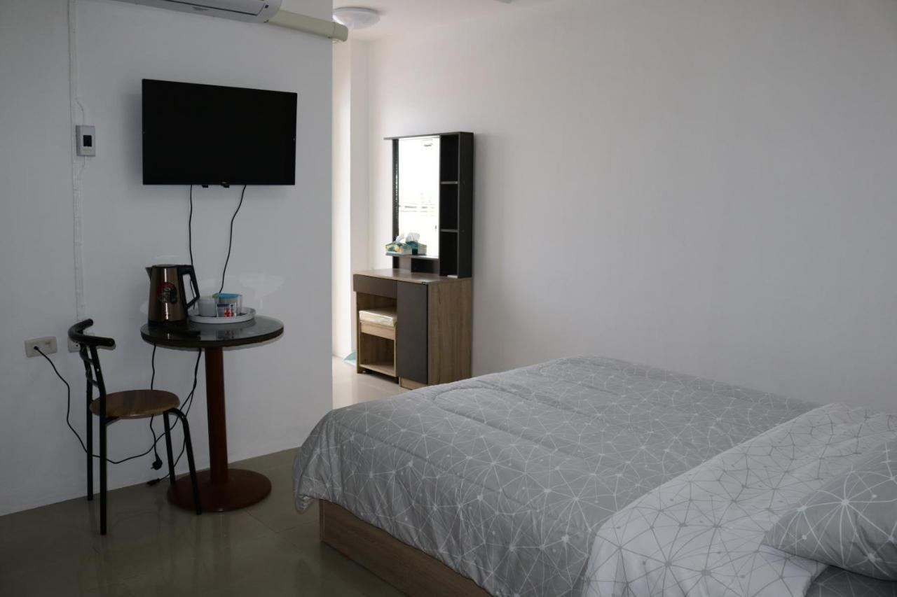 Cafe Nana Hotel Nong Prue Eksteriør billede